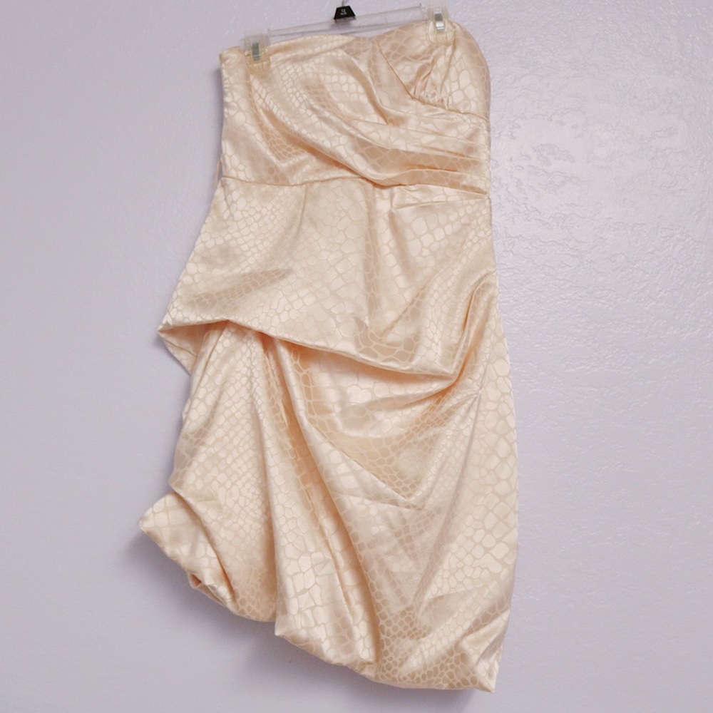 NEW Knee length prom dress strapless